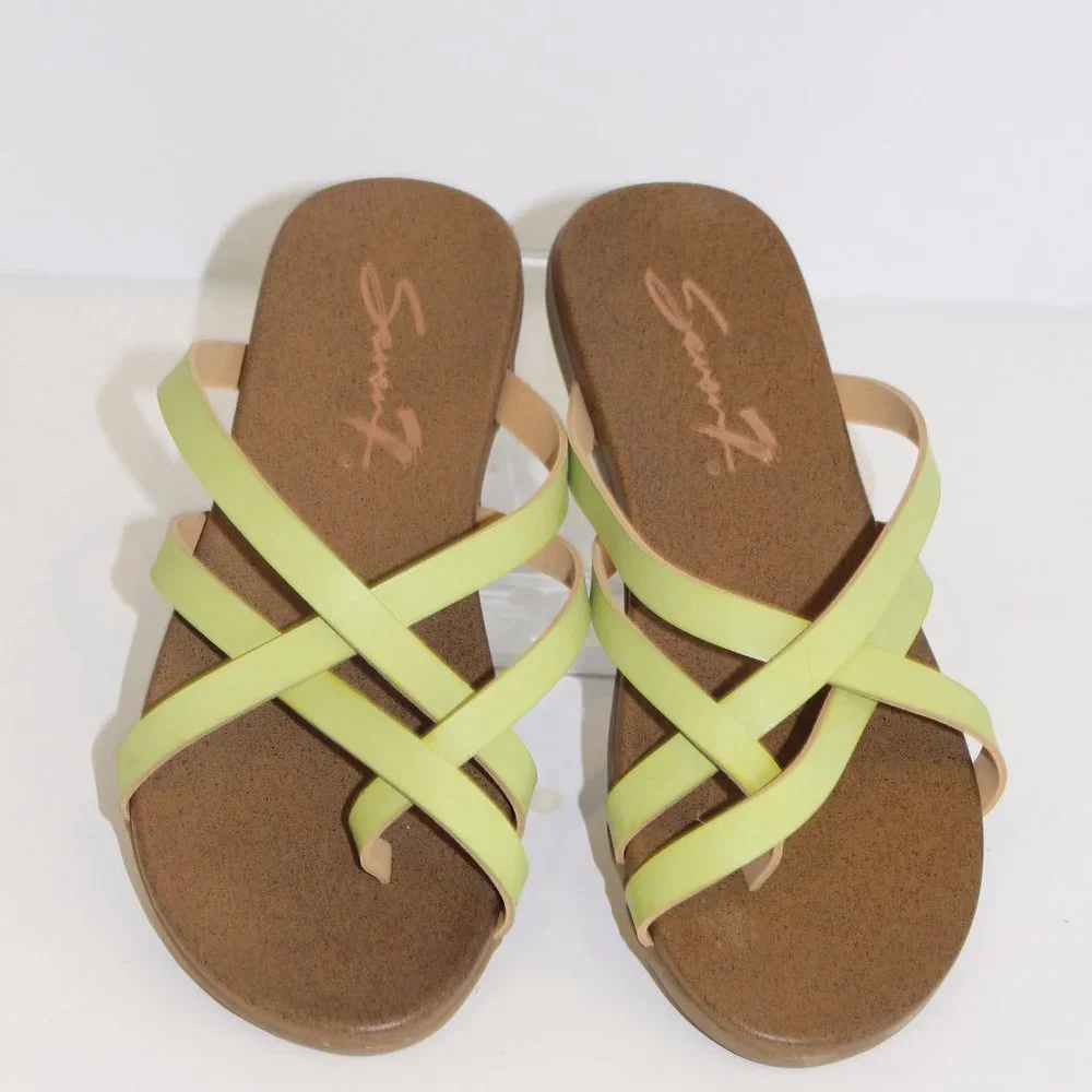 Seven7 GREEN LIME Melbourne Leather Sandals FLIP FLOPS Sz 6 - Picture 2 of 4